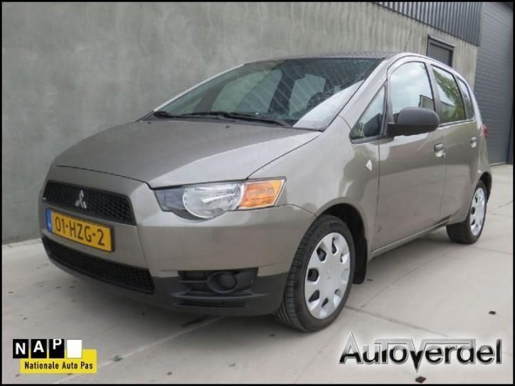 Mitsubishi Colt 1.3 Invite (bj 2009)