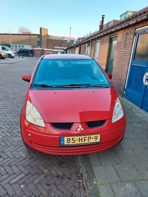 Mitsubishi Colt 1.3 uit 2008 Rood QS uitvoering