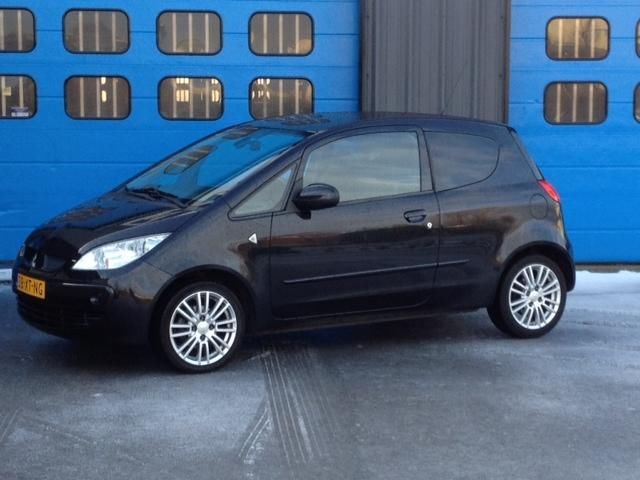 Mitsubishi Colt 1.5 Instyle, Ecc,Leer, Lmv03416