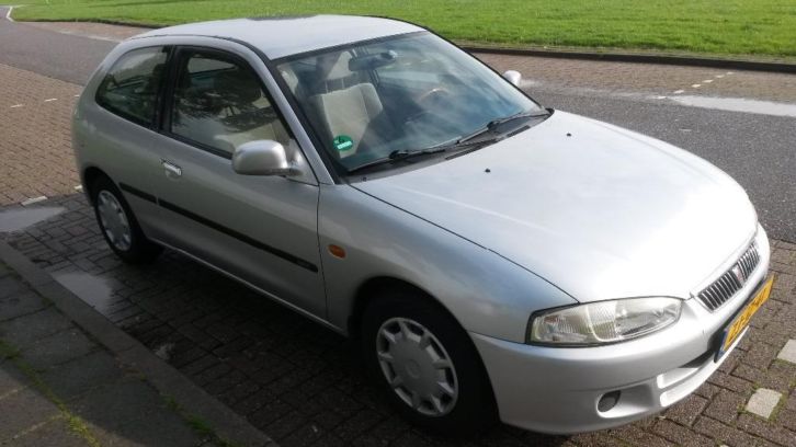 Mitsubishi Colt 1.6 Glxi AUT 1999 Grijs