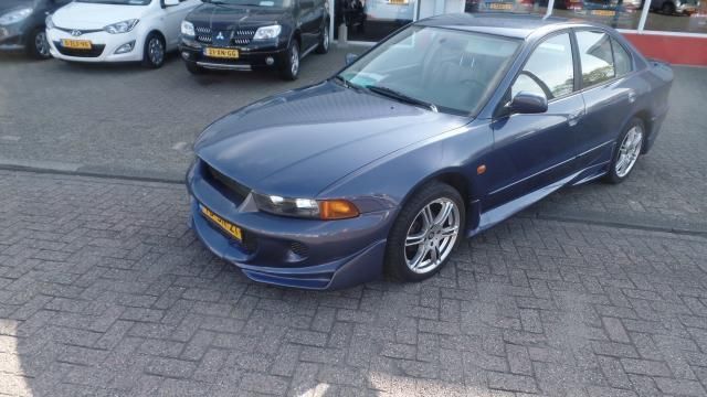 Mitsubishi Galant 2.5 V6 uniek spoilerpakket