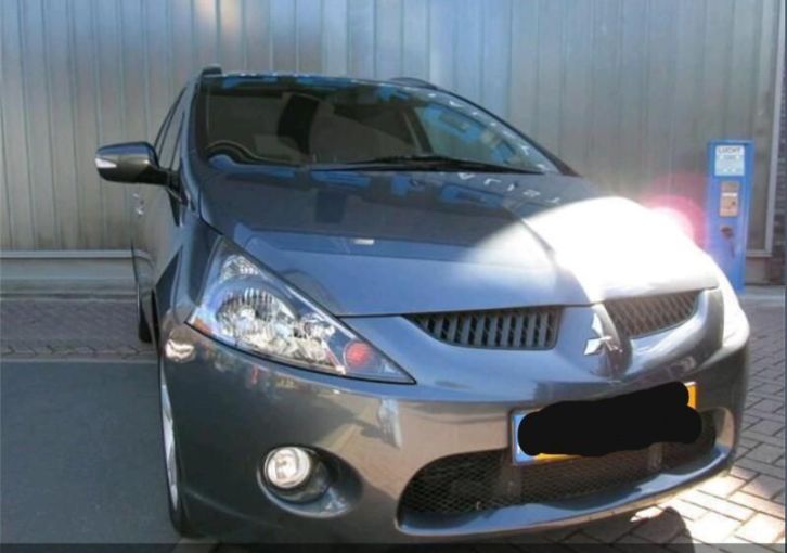 Mitsubishi Grandis 2.0 D Export