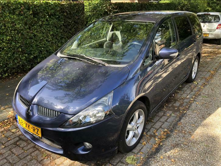 Mitsubishi Grandis 2.4 Mivec 7 2007 Blauw