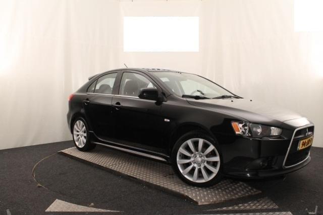 Mitsubishi Lancer 2.0 Di-d Sportback 2009 Zwart Intense 