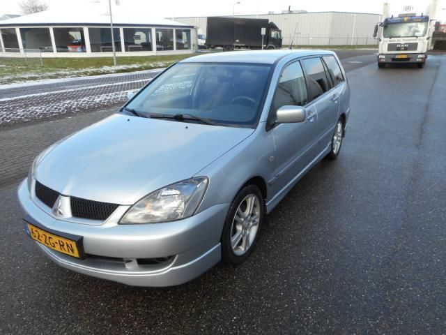 Mitsubishi Lancer 2.0 Intense