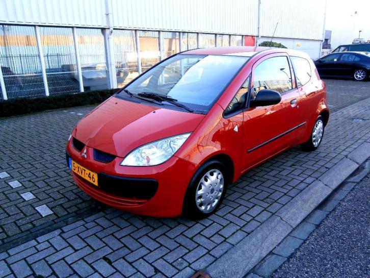 Mitsubishi Mitsubishi Colt 2005 CZ3 Rood NW APK