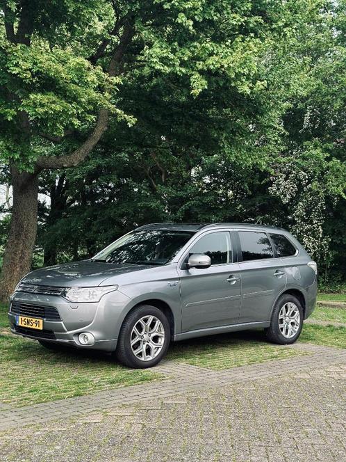 Mitsubishi Outlander 2.0 Dohc Mivec Phev 203pk 4WD CVT 5P