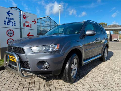 Mitsubishi Outlander 2.0 MPI 2WD CVT 2011 Grijs