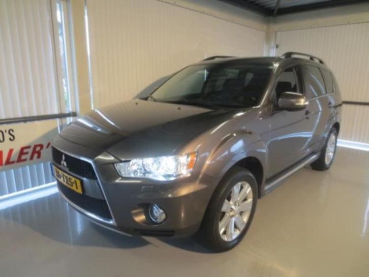Mitsubishi Outlander 2.0 MPI 2WD CVT 2012 Bruin