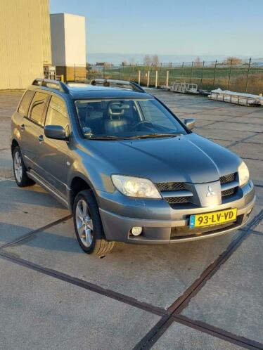 Mitsubishi Outlander 2.0 MPI 4WD 2003 Grijs