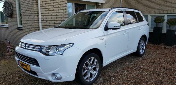 Mitsubishi Outlander 2.0 Phev 2013 (prijs excl.BTW)