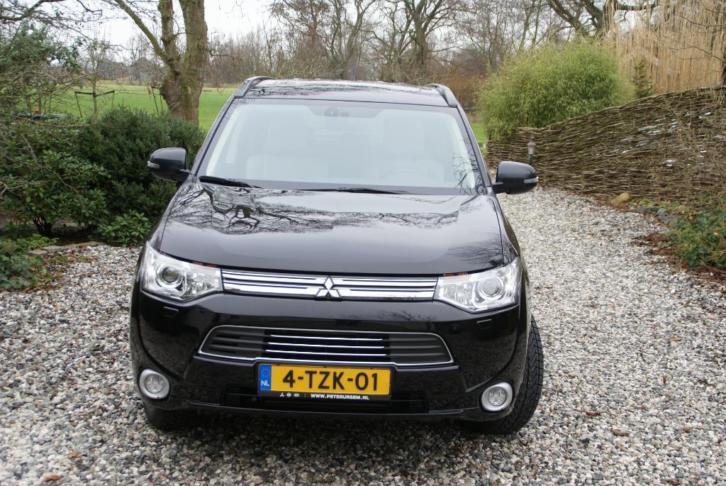 Mitsubishi Outlander 2.0 Phev 4WD CVT 2014 Zwart