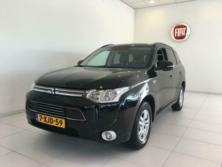 Mitsubishi Outlander 2.0 PHEV Business Edition  19.900,- in