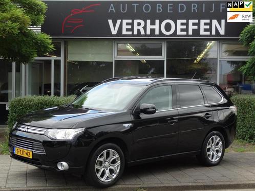 Mitsubishi Outlander 2.0 PHEV Instyle - PANORAMADAK - XENON