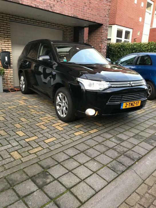 Mitsubishi Outlander 2.0 Phev4WD 2014 Zwartprijs incl. BTW