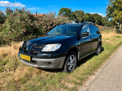 Mitsubishi Outlander 2.0, zwart, met LPG