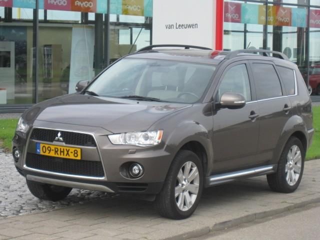 Mitsubishi Outlander 2.4 Instyle automaat (bj 2011)