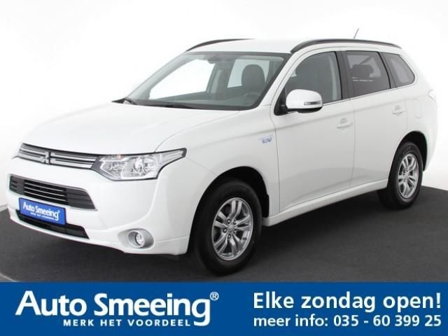 Mitsubishi Outlander PHEV Intense 7 Navi - Elke Zondag Open