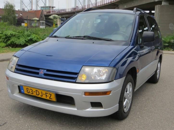 Mitsubishi Space Runner 2.0 GLX AIRCO  NIEUWE APK  GARANTI