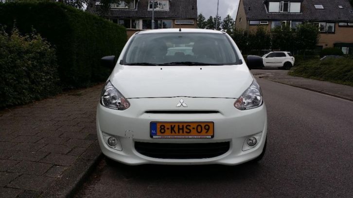 Mitsubishi Space Star 1.0 Inform, Bluetooth Telefoon, Airco.