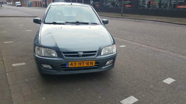 Mitsubishi Space-Star 1.3 Family 2001 Groen