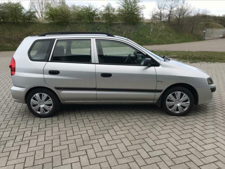 Mitsubishi Space-Star 1.6 Family 2005 Grijs