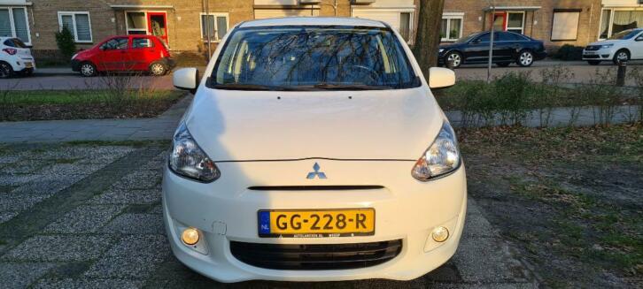 Mitsubishi Space Star met AIRCO 1.0 MPI 52KW 2015 Wit