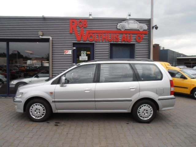 Mitsubishi Space-Wagon 2.4 GLX AUT 1999 Grijs