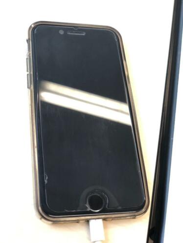 mobiel iphone 7 64GB. black matt.