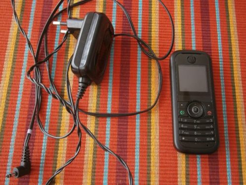 Mobiele prepaid telefoon Motorola W205