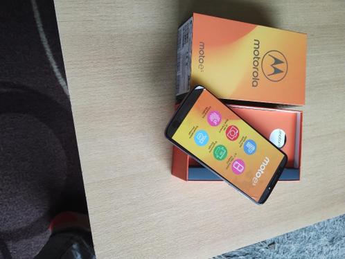 Mobiele telefoon Moto E5