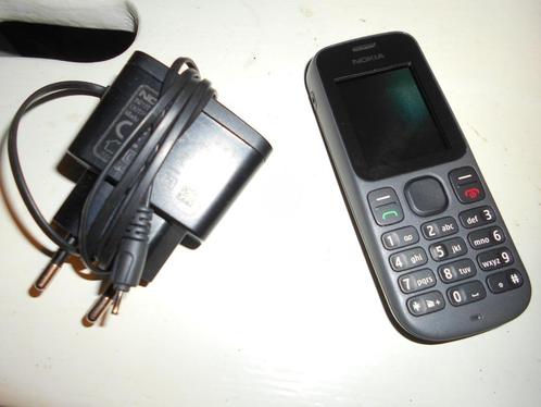 mobiele telefoon Nokia model 100