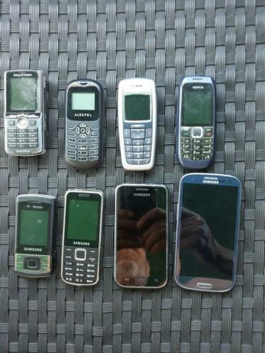Mobiele telefoons, oude samsung, Nokia, etc.