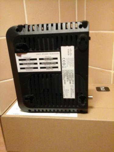 Modem met ingebouwde router en wifi Merk Cisco E.P.. 3925 