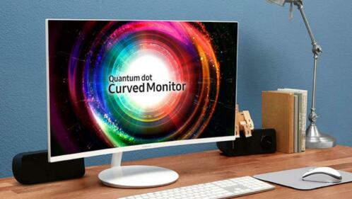 Modern, groot, curved Samsung 32034 WQHD monitor te koop