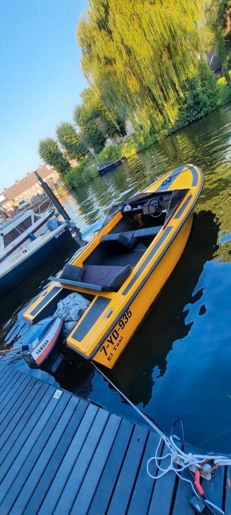 Moet weg Nette zelfbouw speedboat  55pk Yamaha  trailer