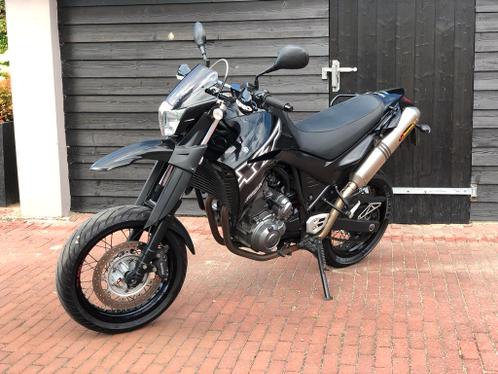 MOET WEG - Yamaha XT660x -  LAGE KM STAND - akrapovic