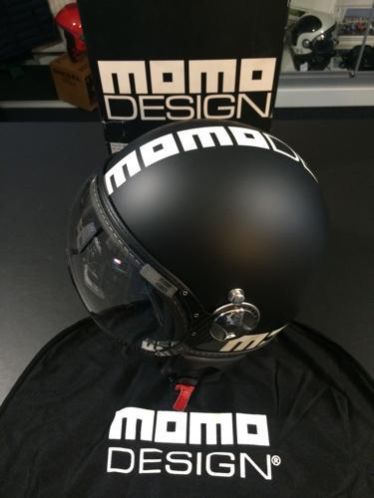 Momo Fighter helm maat s Superdeal 