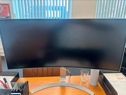 Monitor 34 inch