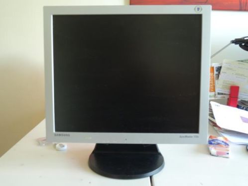 Monitor computer