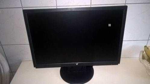 monitor V7 22 inch haarscherpe monitor