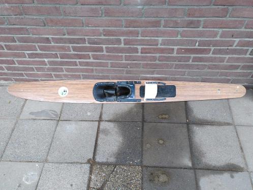 Mono ski, wat ouder model.