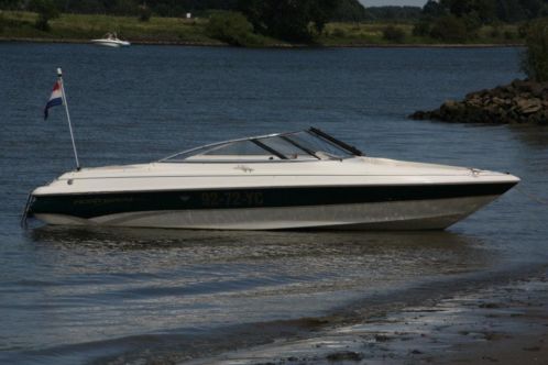 Monterey 186 Bowrider Montura Speedboot  Trailer