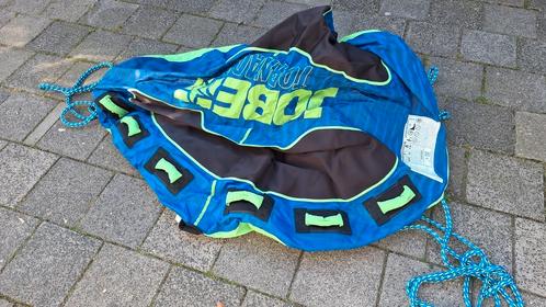 Mooi band coor achter de boot
