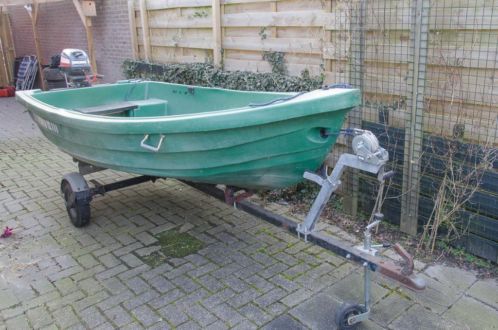 Mooi bootje met motor