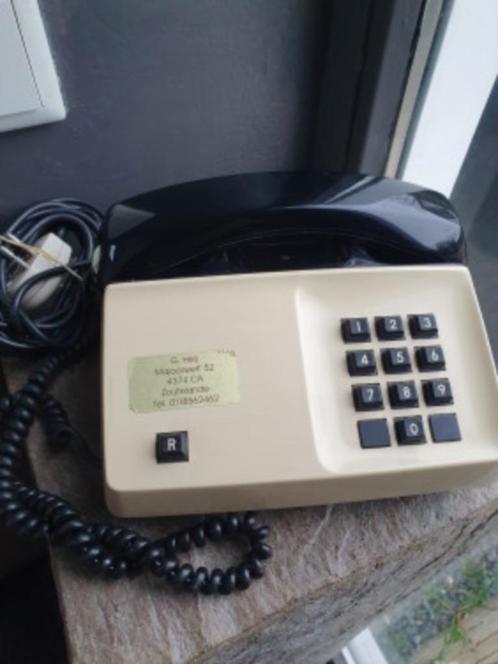 Mooi vintage PTT diavox (ericsson) vaste telefoon in goede s