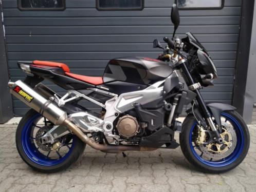 Mooie Aprilia Tuono 1000 RR