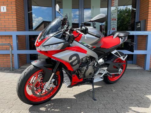 Mooie Aprilia Tuono 660 Iridium Grey bj. 5-2021 7546km