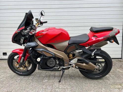 Mooie APRILIA TUONO RSV  (bj 2003)