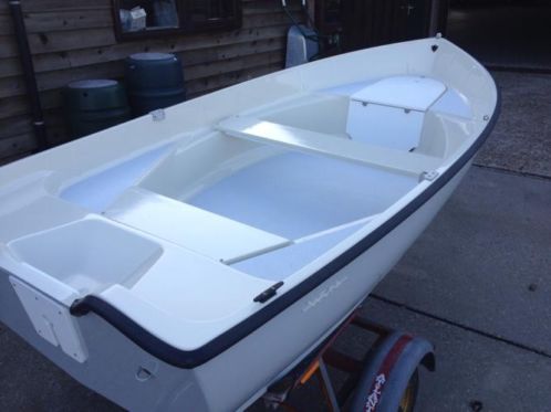 Mooie bijboot With 3 meter